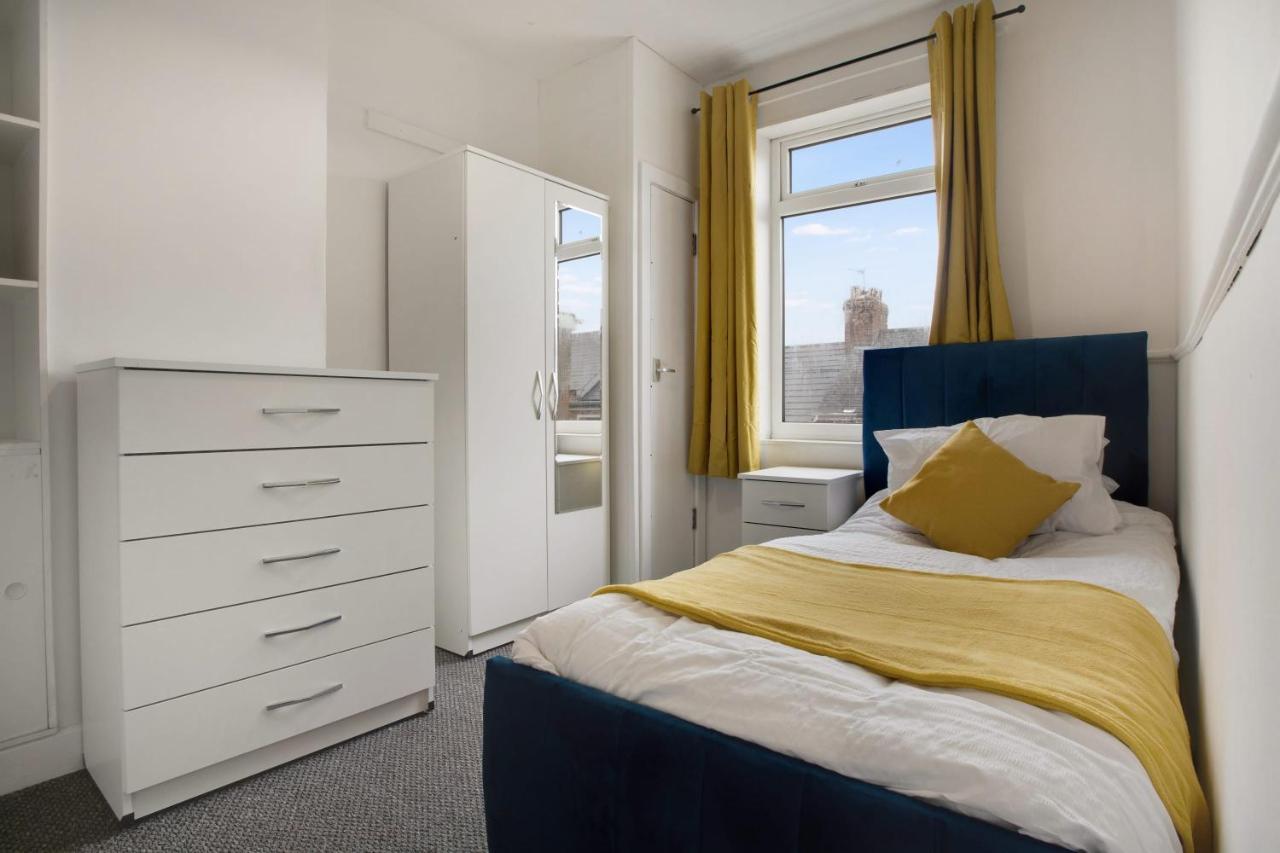 Freshly Renovated, Feels Like Home, Sleeps 3 Честер-ле-Стрит Экстерьер фото