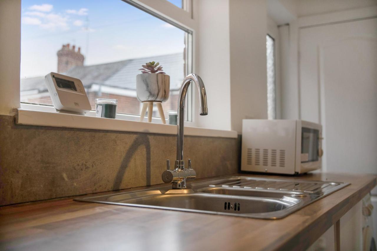 Freshly Renovated, Feels Like Home, Sleeps 3 Честер-ле-Стрит Экстерьер фото
